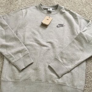 Nike Crew Neck Sweatshirt NWT